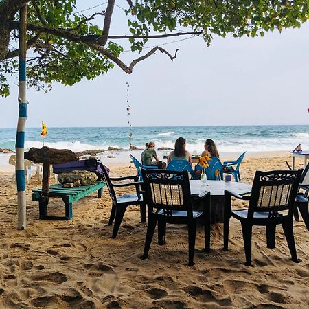 Silent Cabana And Restaurant Marakolliya, Tangalle Zewnętrze zdjęcie